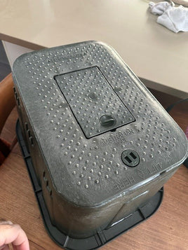 HR Domestic Water Meter Box 305mmW x 435mmL x 305mmD with Hatch